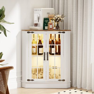 Triangular-top design for a contemporary look, bringing cottage charm wherever it goes